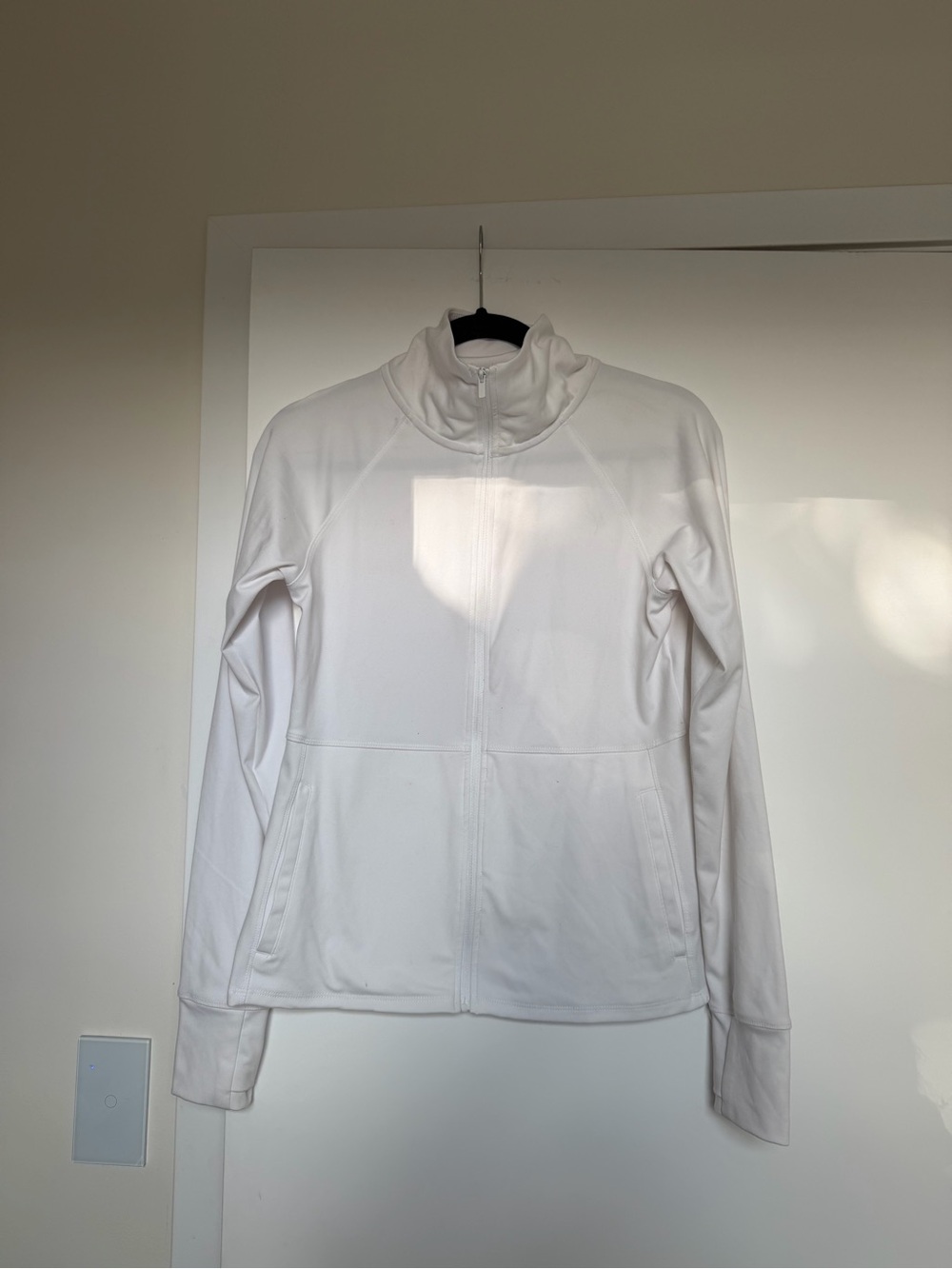 White Full-Zip Women's Jacket - Brand Not Visible